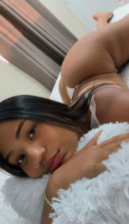 jennifer-latina-available-to-please-you-face-to-face-payment-13213160927-big-1