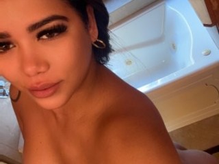 gina-hello-there-you-can-call-me-or-text-12093173550